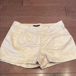 H&M Cream Shorts